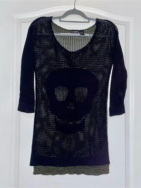 Daytrip Black & Green Skull Open Knit Tunic Sweater S